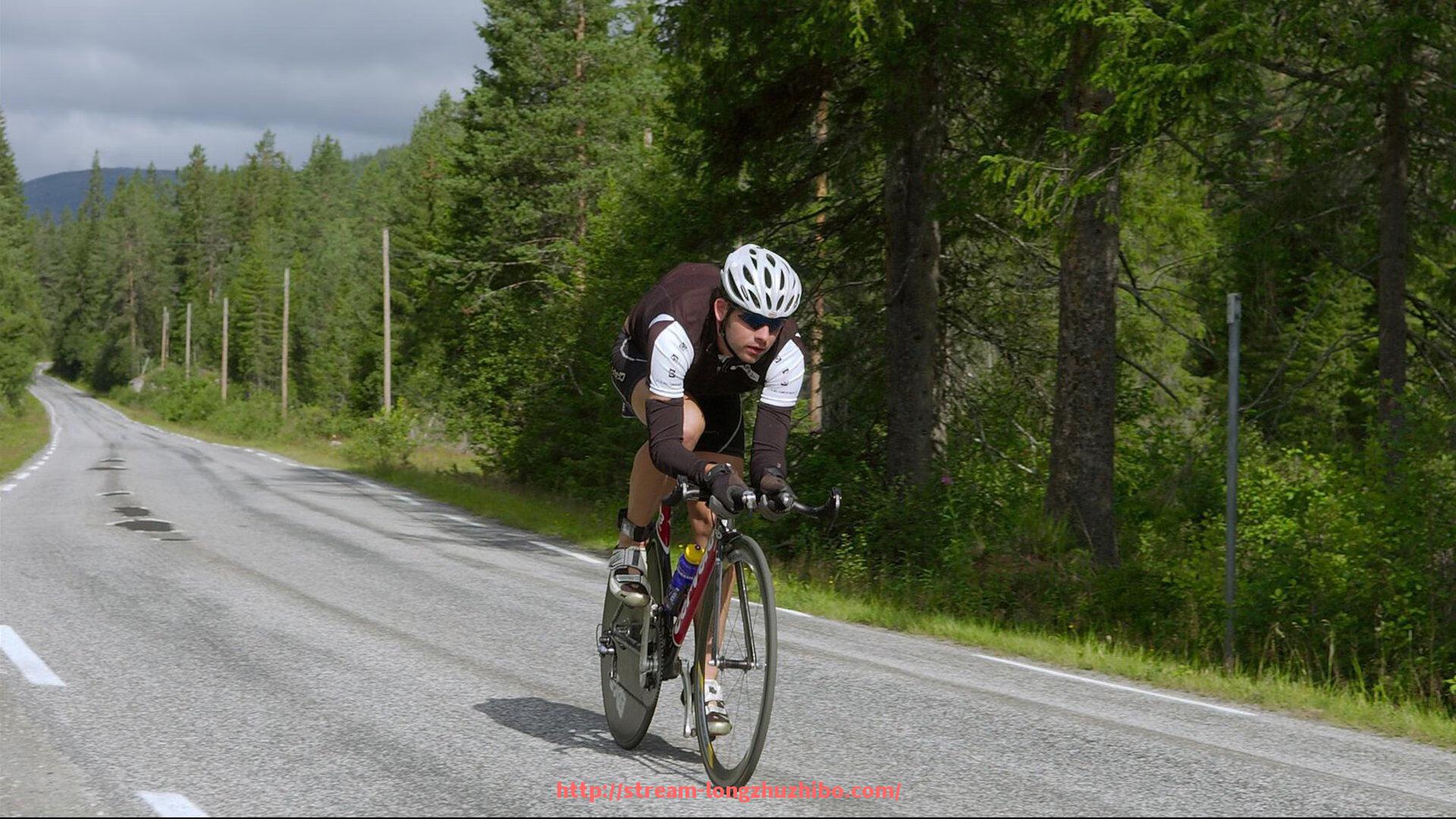 龙珠直播-世俱杯装备视觉呈现方式及品牌形象塑造